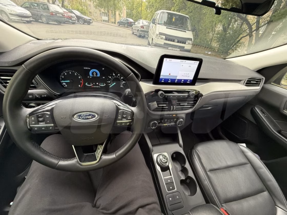Ford Escape (12)