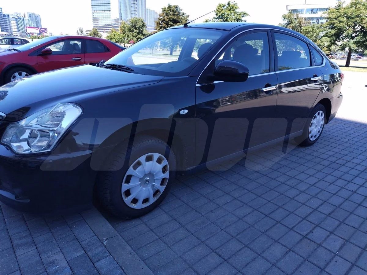 Nissan Almera