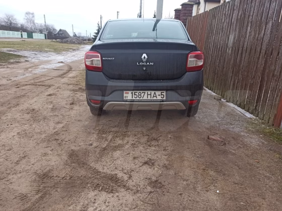 Renault Logan (1)