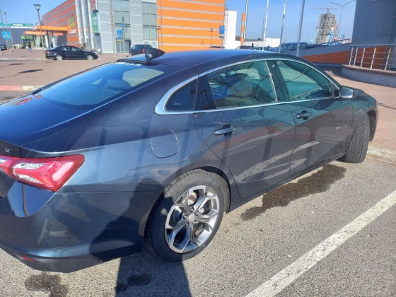 Chevrolet Malibu (2)