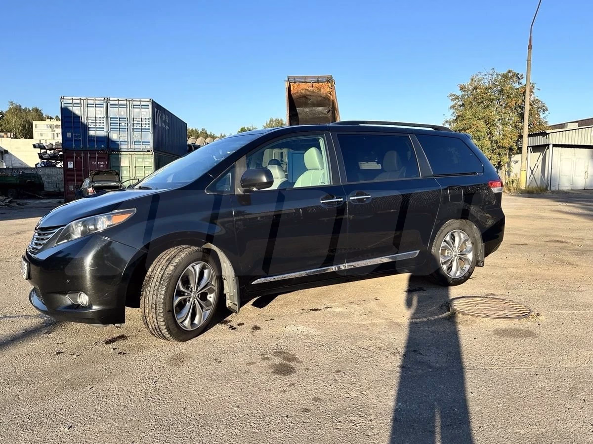Toyota Sienna