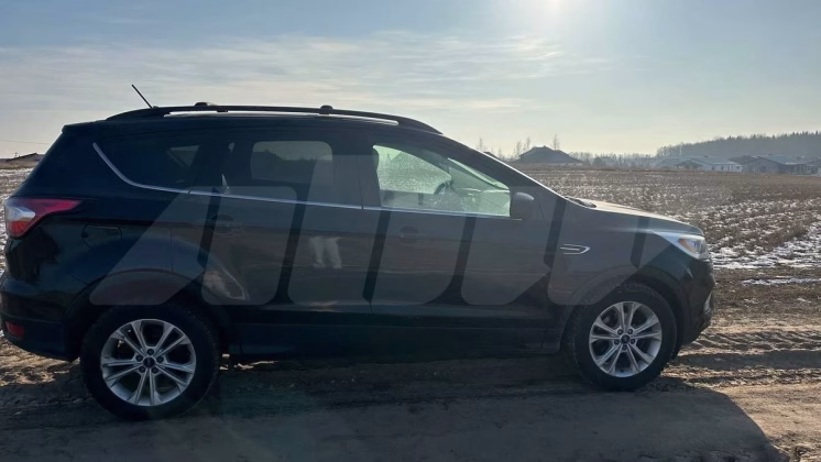 Ford Escape (2)