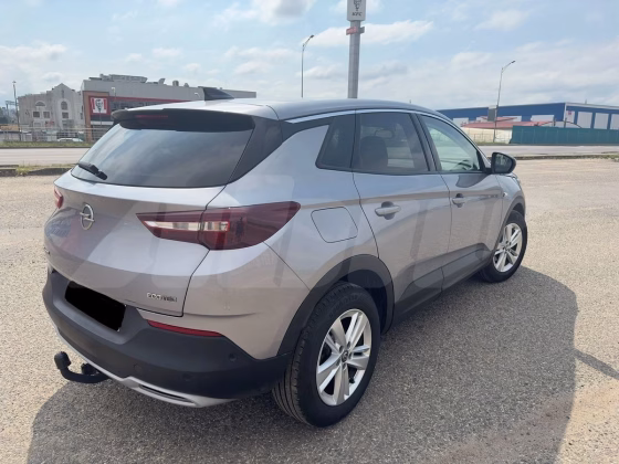 Opel Grandland X (3)