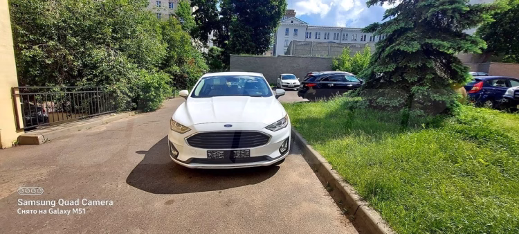 Ford Fusion (4)
