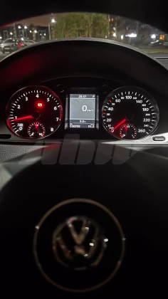 Volkswagen Passat (2)