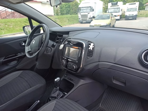 Renault Captur (8)