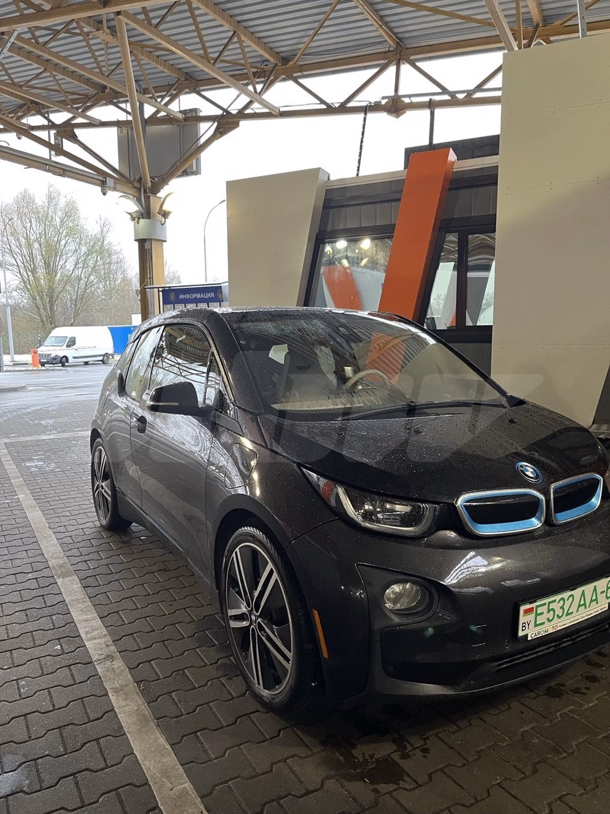 BMW I3