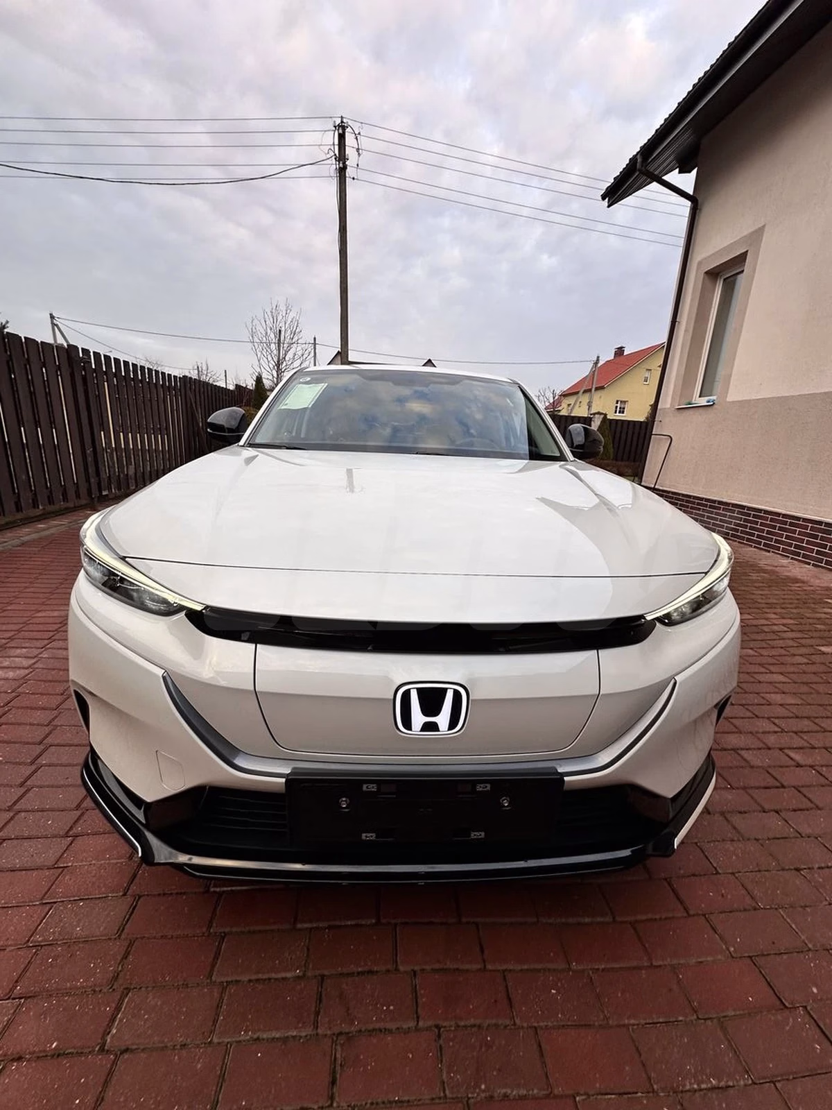 Honda E