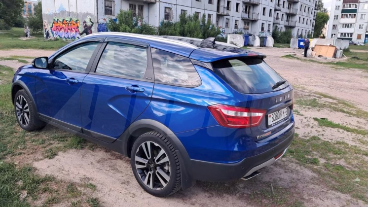 Lada Vesta (4)