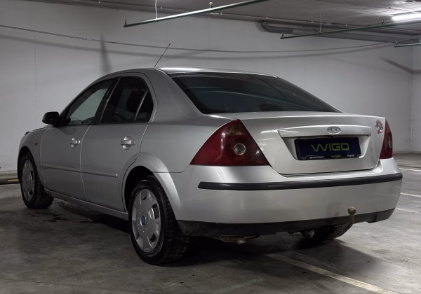 Ford Mondeo (4)