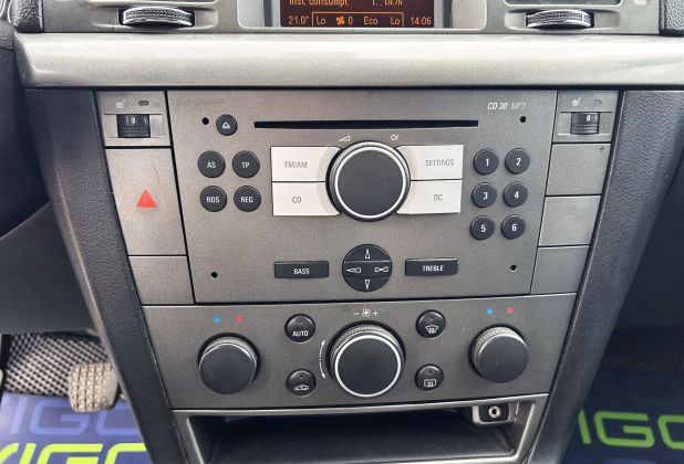Opel Vectra (16)