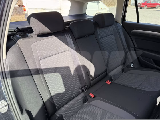 Volkswagen Passat (6)