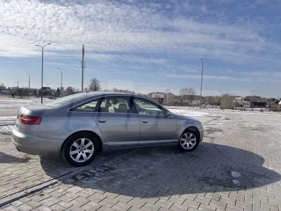Audi A6 (8)