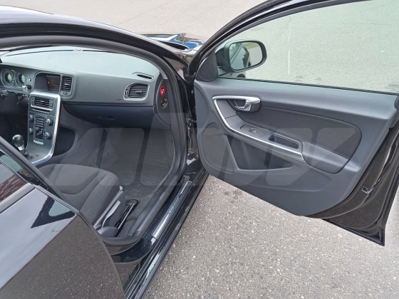 Volvo V60 (13)