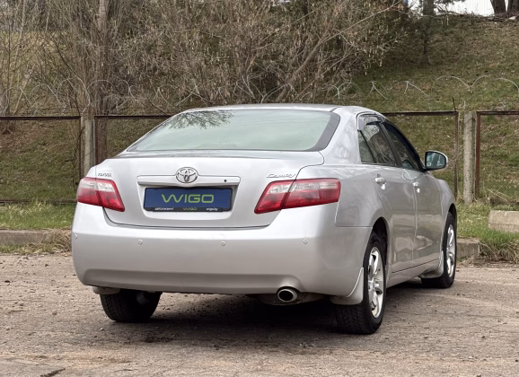 Toyota Camry (6)