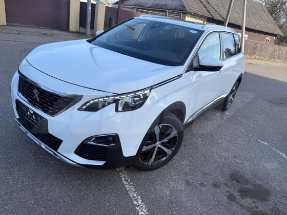 Peugeot 5008