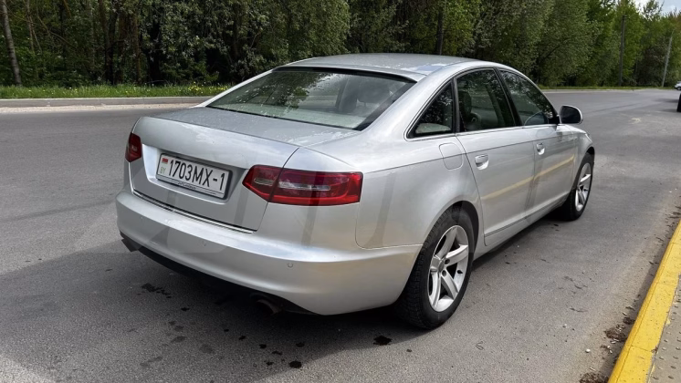 Audi A6 (25)