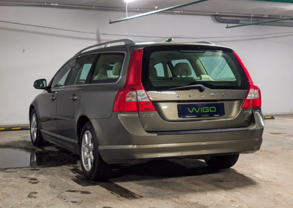 Volvo V70 (4)