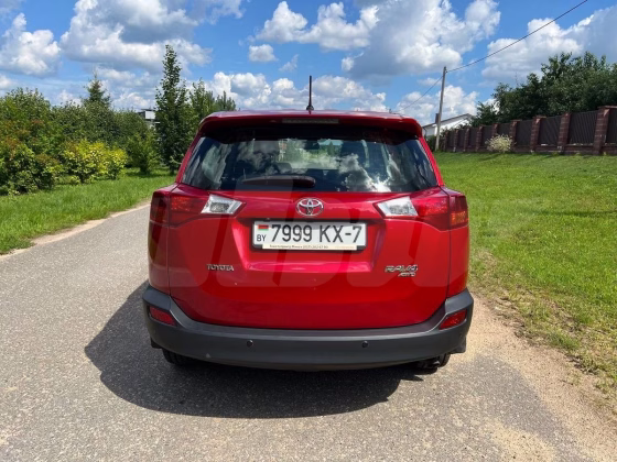 Toyota RAV 4 (4)