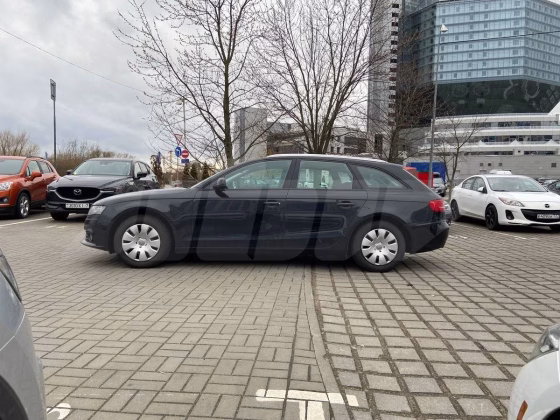 Audi A4 (5)