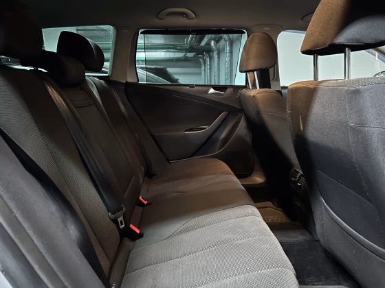 Volkswagen Passat (11)