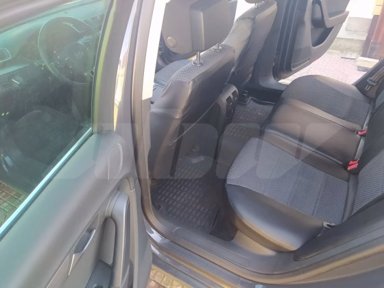 Volkswagen Passat (11)