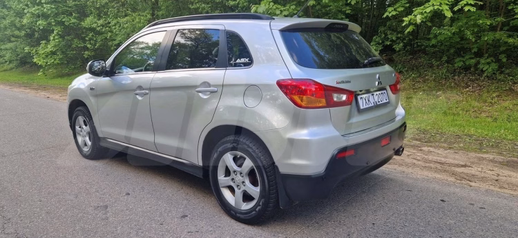 Mitsubishi ASX (1)