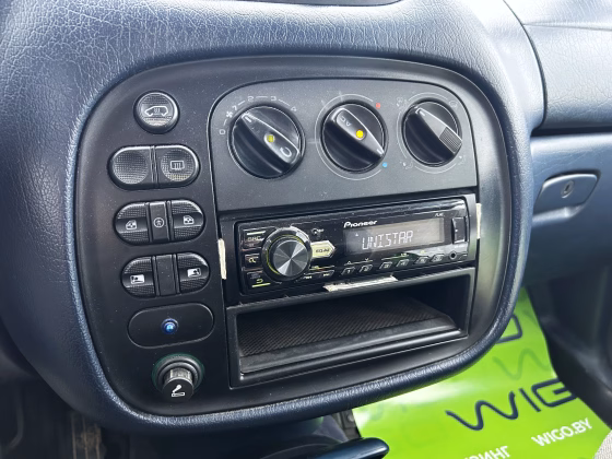 Volkswagen Sharan (15)