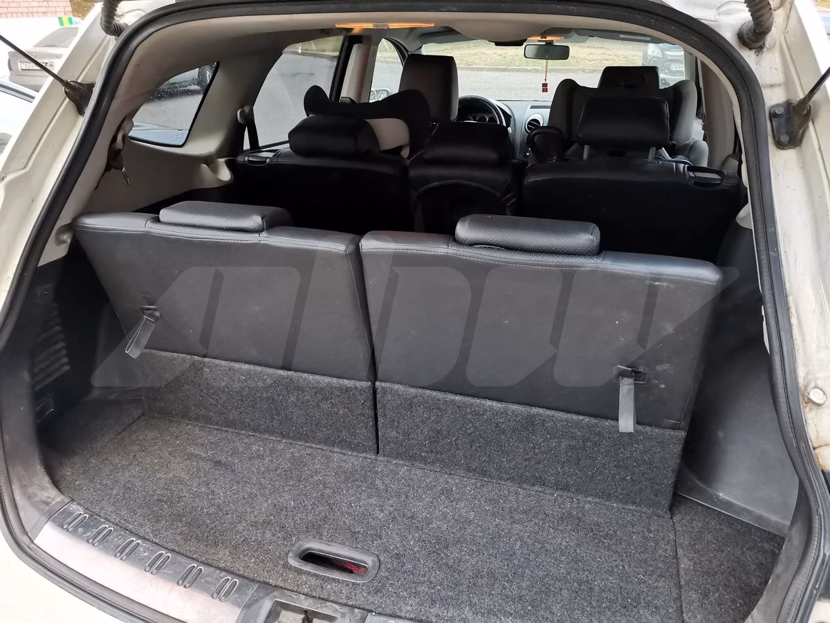 Nissan Qashqai+2