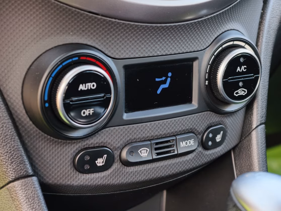 Hyundai Solaris / Accent (16)