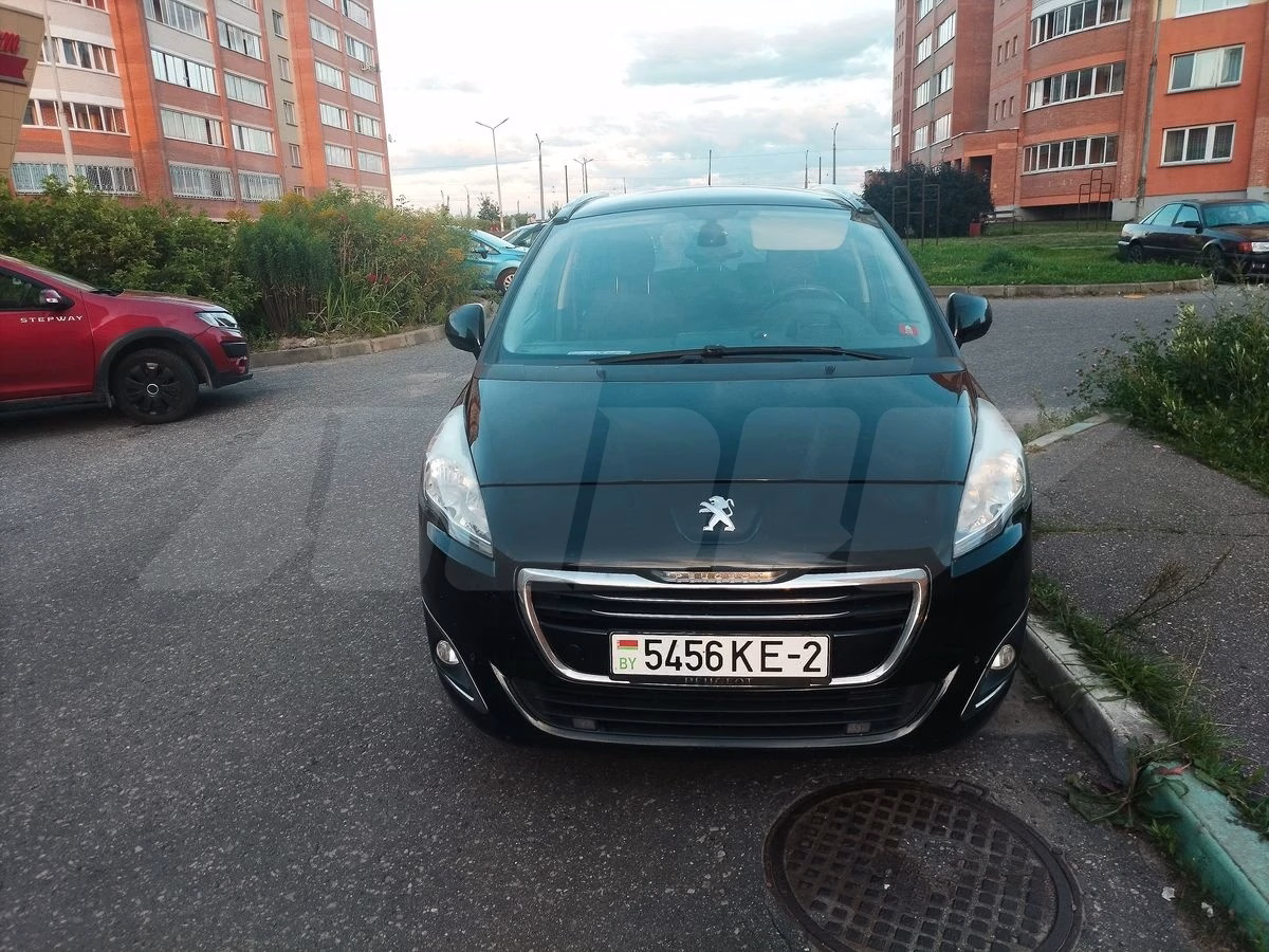 Peugeot 5008