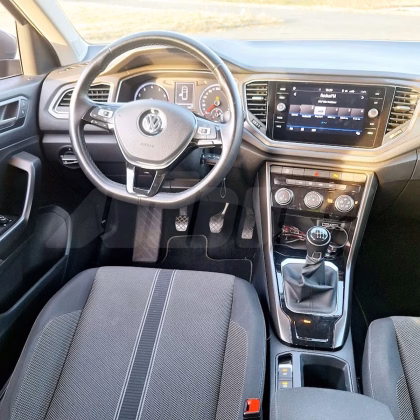 Volkswagen T-Roc (9)