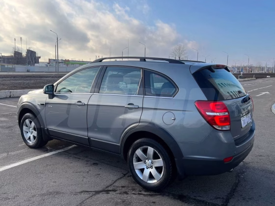 Chevrolet Captiva (2)