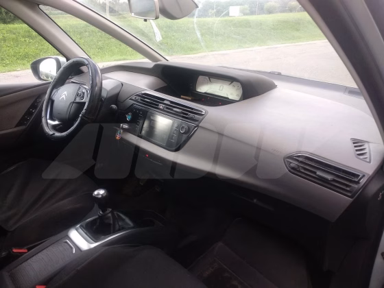 Citroën Grand C4 Picasso / SpaceTourer (7)