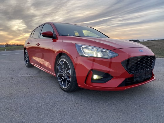 Ford Focus (4)