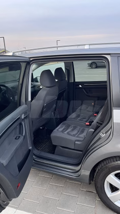 Volkswagen Touran (7)