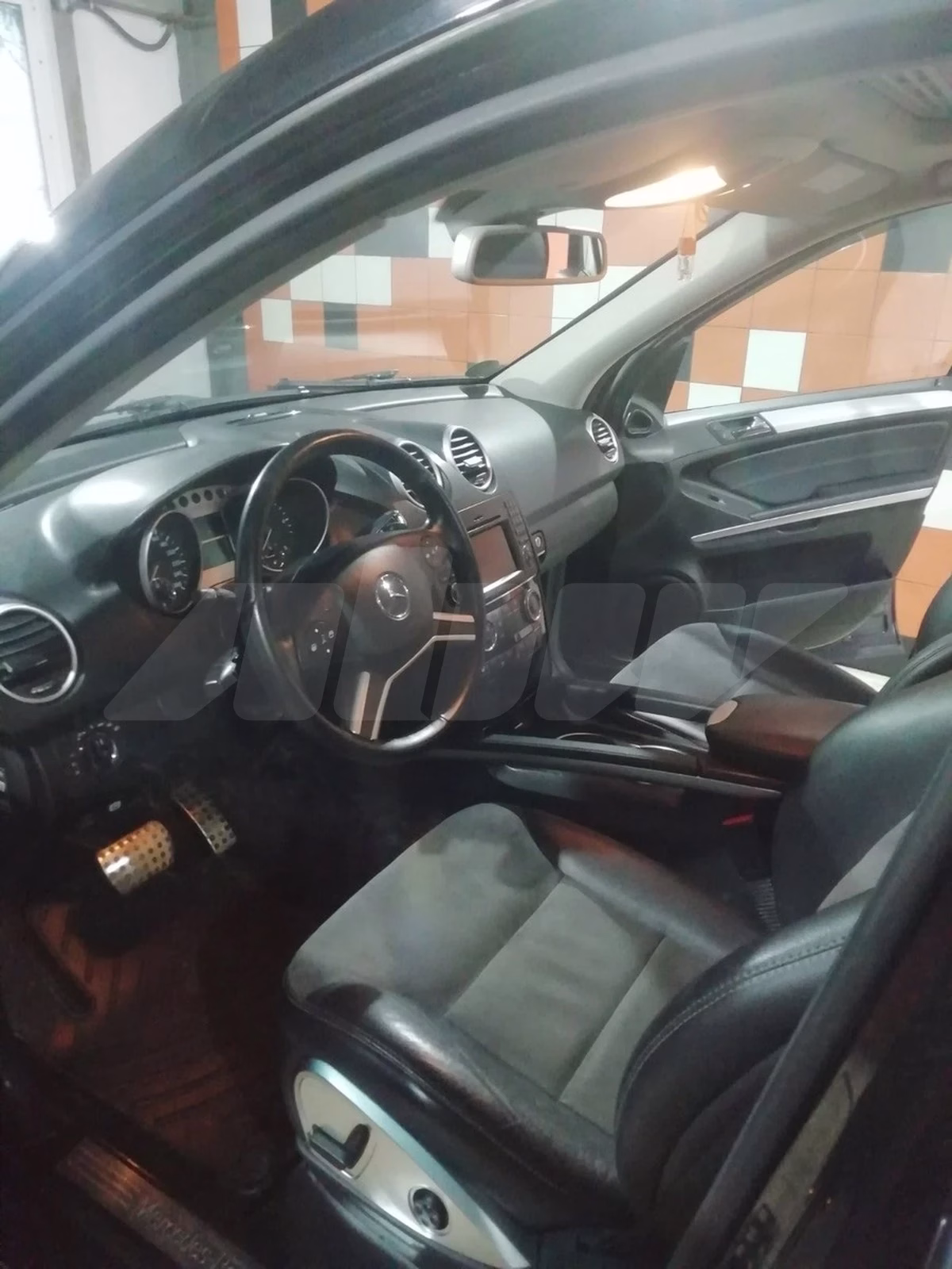 Mercedes-Benz ML 430