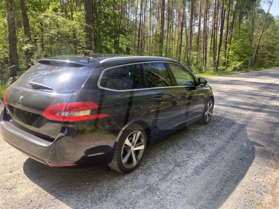Peugeot 308 (7)