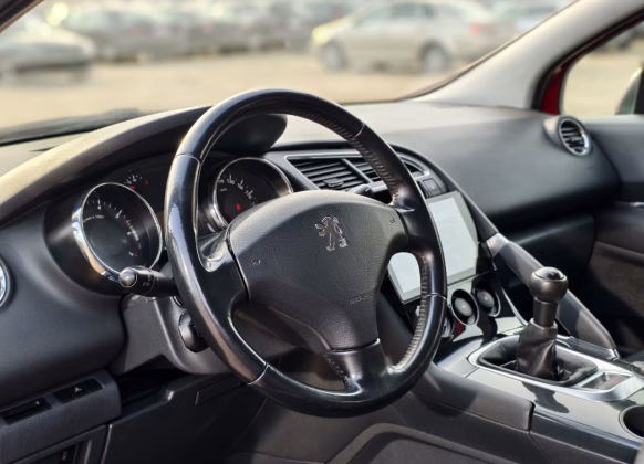 Peugeot 3008 (8)