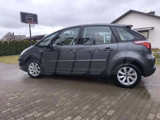 Citroën C4 Picasso (8)