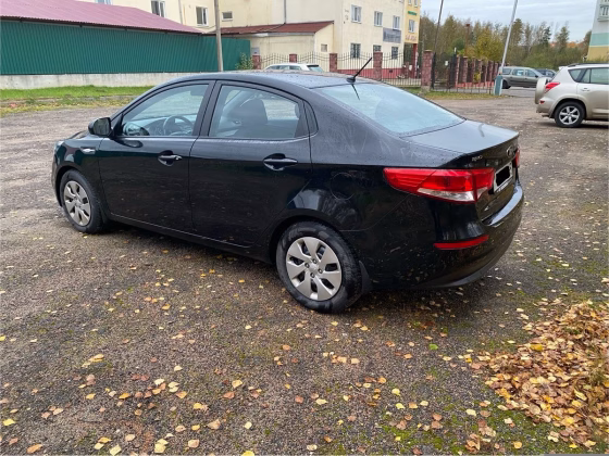 Kia Rio (4)