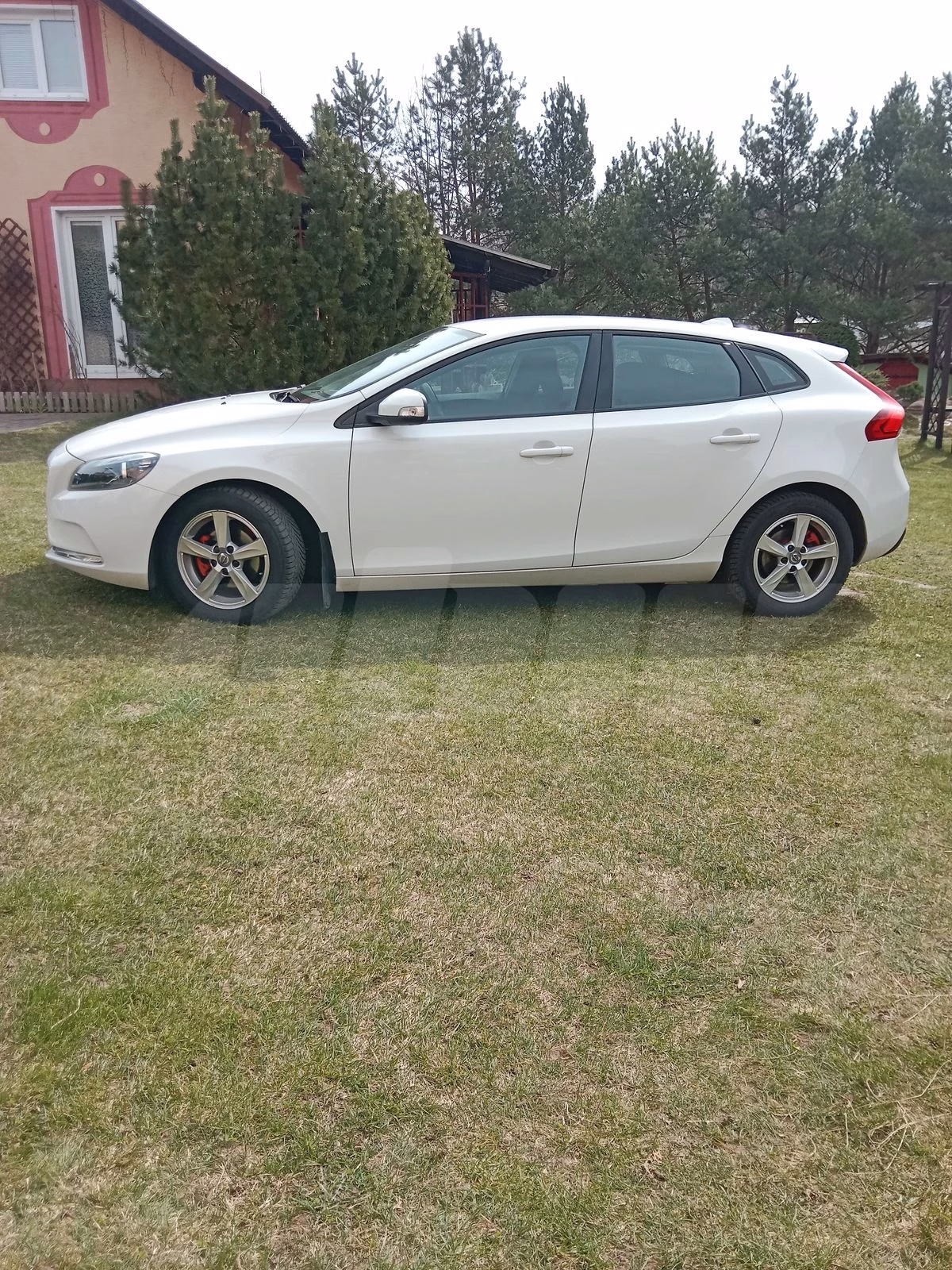 Volvo V40