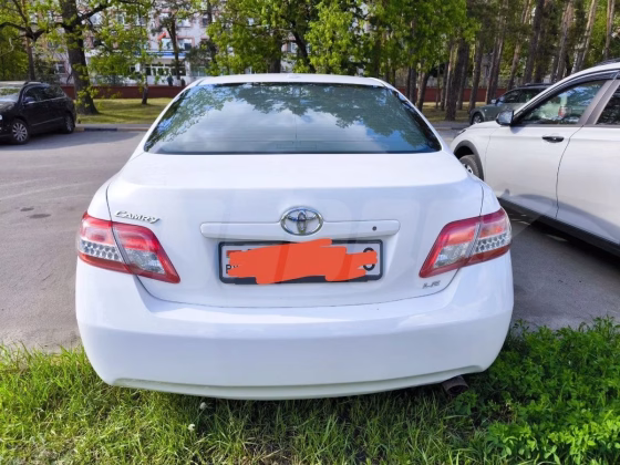 Toyota Camry (5)