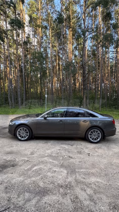 Audi A6 (3)