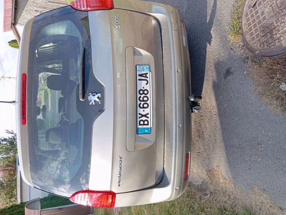 Peugeot 5008 (5)