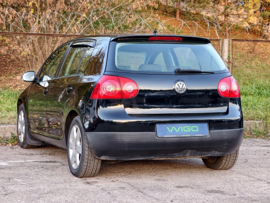 Volkswagen Golf (4)