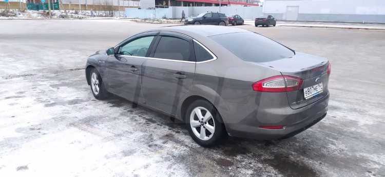Ford Mondeo (6)