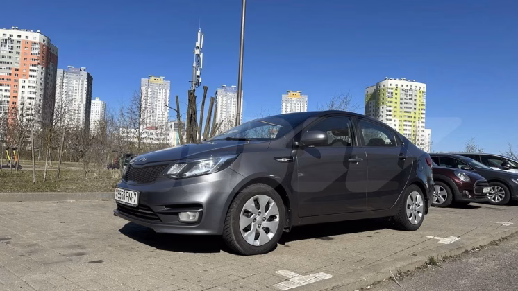 Kia Rio (1)