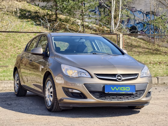 Opel Astra (1)