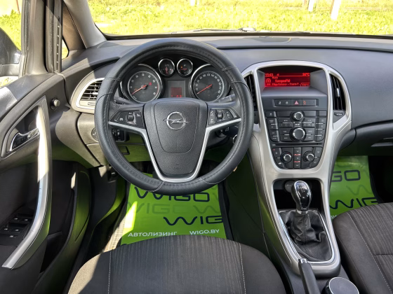 Opel Astra (13)